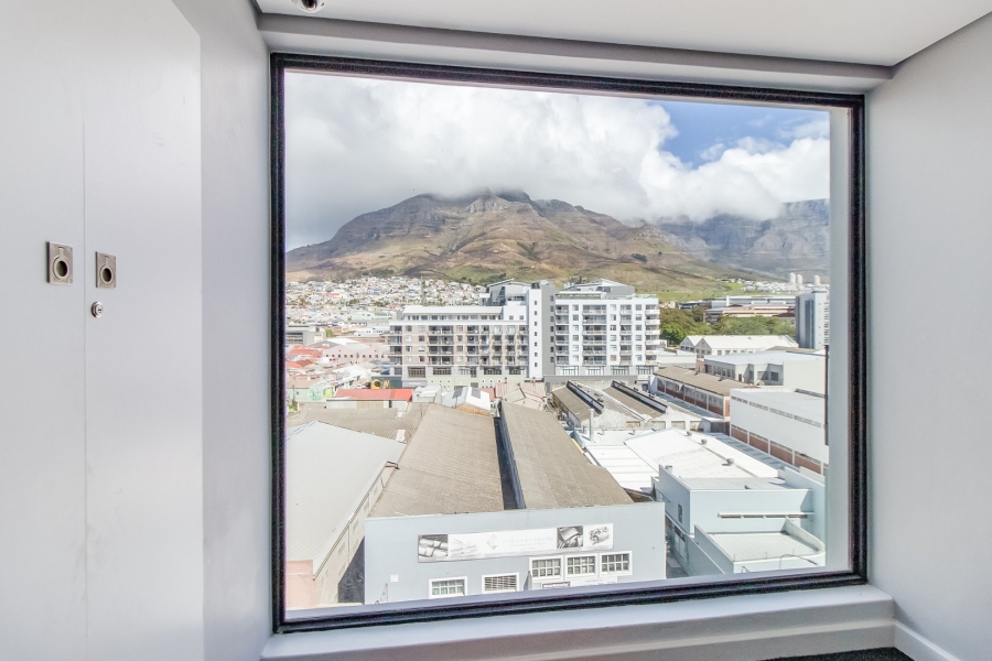 2 Bedroom Property for Sale in Woodstock Western Cape